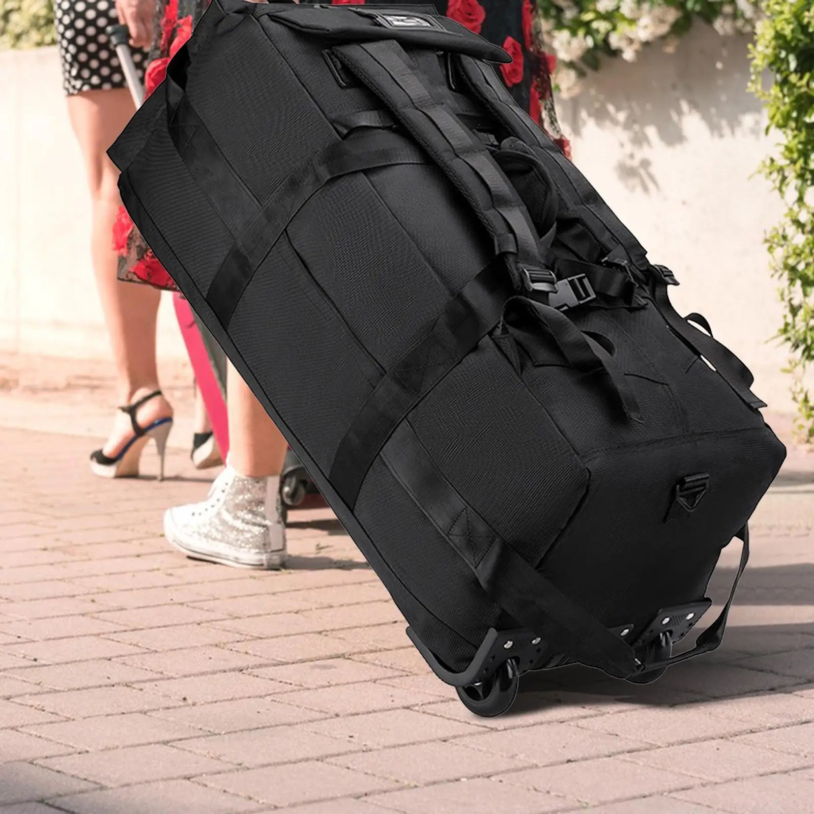 Wheeled Duffel Bag Large Trolley Bag for Sports Outdoor Camping Storage Bag